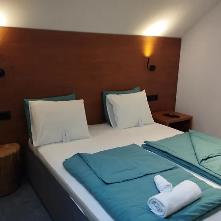 Plamenac Апартаменты Дивчибаре